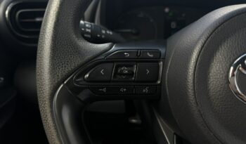 Toyota Yaris | FWD (przód) | Automatyczna | 116 KM | Srebrny full