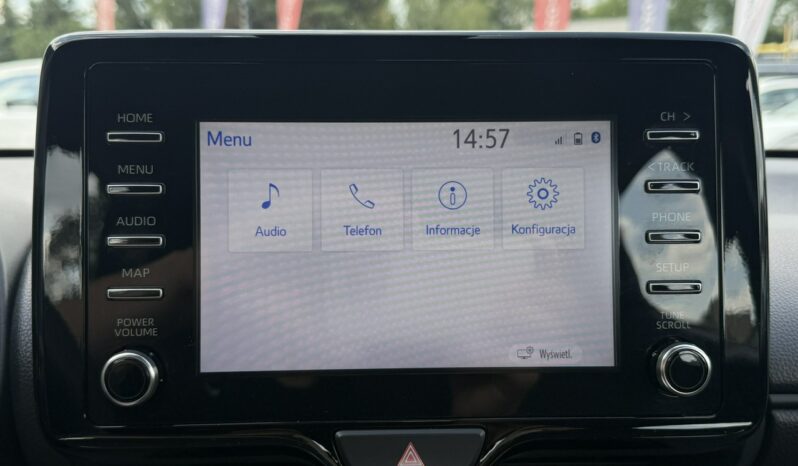 Toyota Yaris | FWD (przód) | Automatyczna | 116 KM | Srebrny full