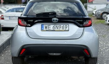 Toyota Yaris | FWD (przód) | Automatyczna | 116 KM | Srebrny full