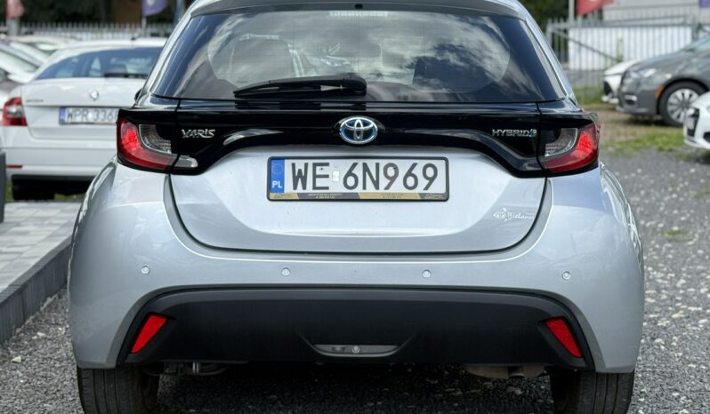 Toyota Yaris | FWD (przód) | Automatyczna | 116 KM | Srebrny full