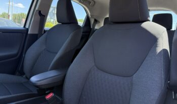 Toyota Yaris | FWD (przód) | Automatyczna | 116 KM | Srebrny full