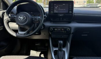 Toyota Yaris | FWD (przód) | Automatyczna | 116 KM | Srebrny full