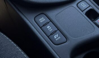 Toyota Yaris | FWD (przód) | Automatyczna | 116 KM | Srebrny full