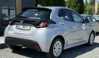Toyota Yaris | FWD (przód) | Automatyczna | 116 KM | Srebrny full