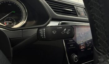 Skoda Superb | FWD (przód) | Automatyczna | 150 KM | Niebieski full