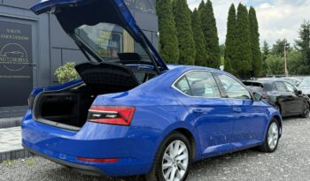 Skoda Superb | FWD (przód) | Automatyczna | 150 KM | Niebieski full