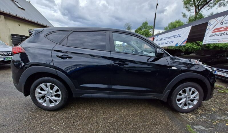 Hyundai Tucson | FWD (przód) | Manualna | 132 KM | Czarny full