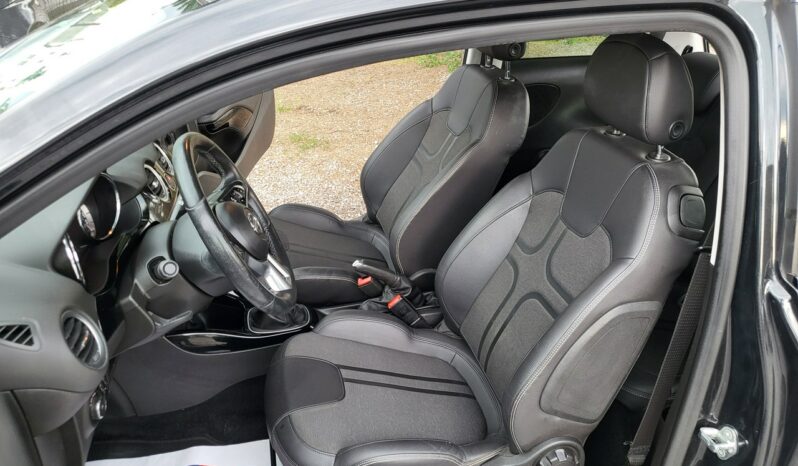 Opel Adam | FWD (przód) | Manualna | 87 KM | Czarny full