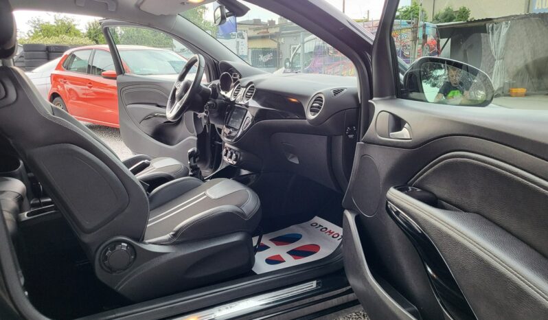 Opel Adam | FWD (przód) | Manualna | 87 KM | Czarny full