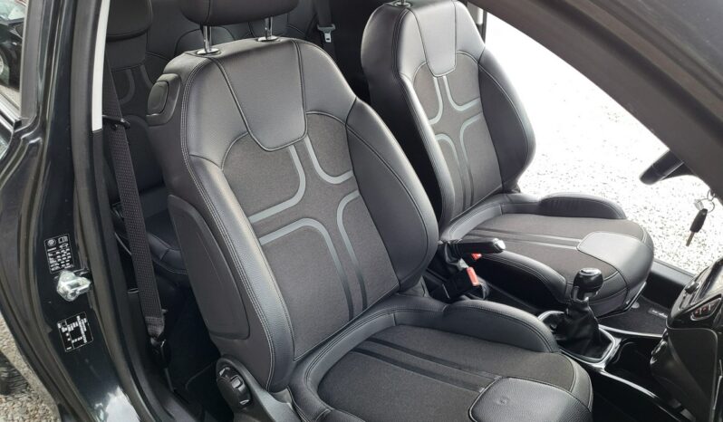 Opel Adam | FWD (przód) | Manualna | 87 KM | Czarny full
