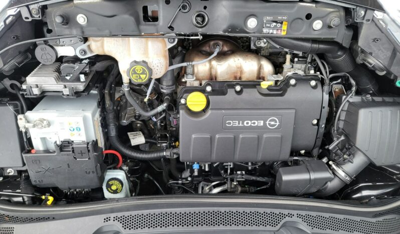 Opel Adam | FWD (przód) | Manualna | 87 KM | Czarny full