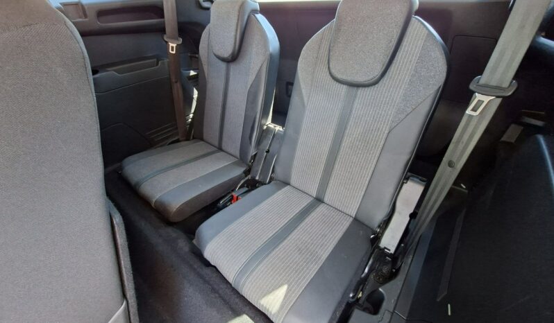 Peugeot 5008 | FWD (przód) | Manualna | 130 KM | Niebieski full