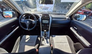 Suzuki Grand Vitara | 4×4 (stały) | Manualna | 130 KM | Czarny full