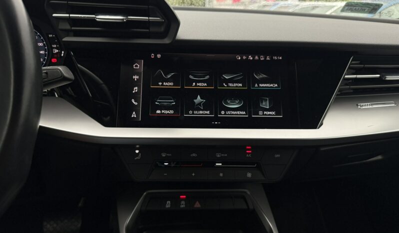Audi A3 Sportback | FWD (przód) | Automatyczna | 150 KM | Czerwony full