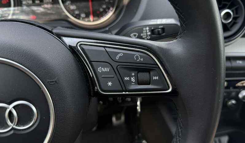 Audi Q2 | FWD (przód) | Automatyczna | 150 KM | Szary full