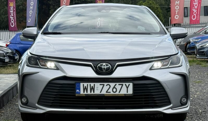 Toyota Corolla | FWD (przód) | Manualna | 125 KM | Srebrny full