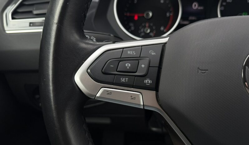 Volkswagen Tiguan | FWD (przód) | Automatyczna | 150 KM | Biały full