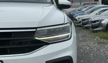 Volkswagen Tiguan | FWD (przód) | Automatyczna | 150 KM | Biały full