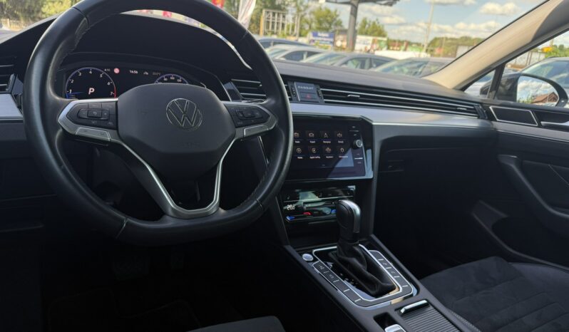 Volkswagen Passat | FWD (przód) | Automatyczna | 190 KM | Czarny full