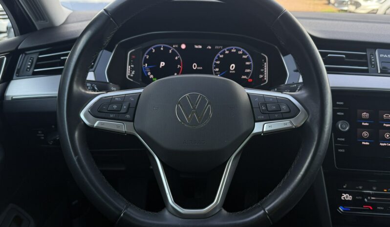 Volkswagen Passat | FWD (przód) | Automatyczna | 190 KM | Czarny full