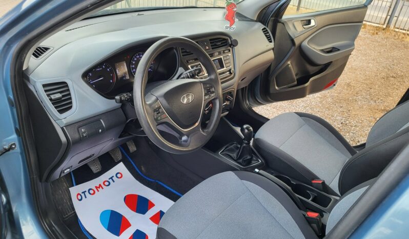 HYUNDAI i20  | FWD (przód) | Manualna | 85 KM | Niebieski full