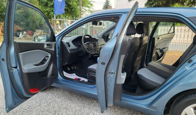 HYUNDAI i20  | FWD (przód) | Manualna | 85 KM | Niebieski full
