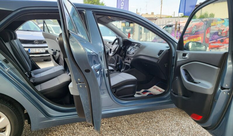 HYUNDAI i20  | FWD (przód) | Manualna | 85 KM | Niebieski full