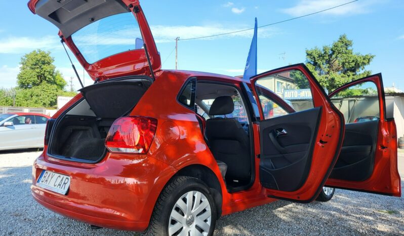 VOLKSWAGEN Polo  | FWD (przód) | Manualna | 70 KM | Pomarańczowy full