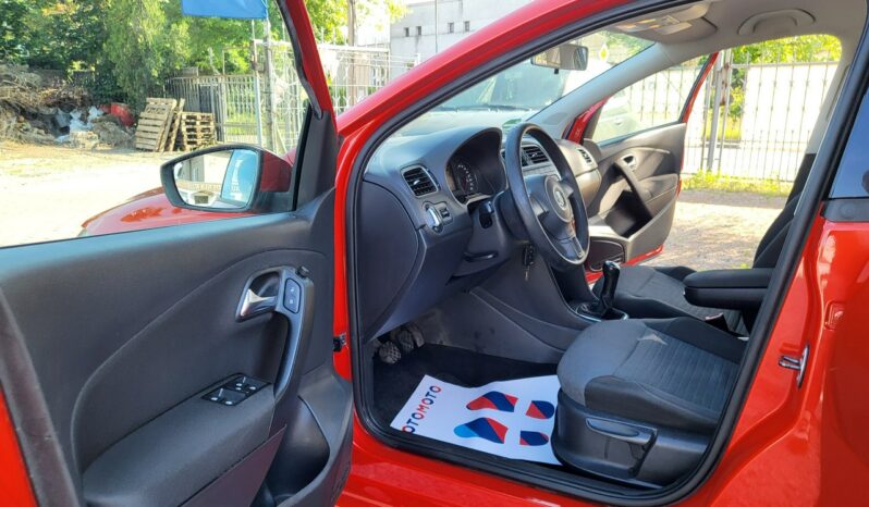 Volkswagen Polo | FWD (przód) | Manualna | 70 KM | Pomarańczowy full