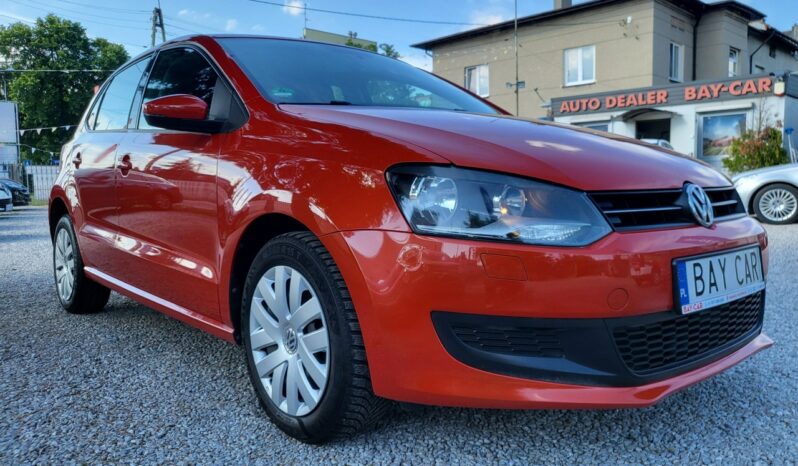 VOLKSWAGEN Polo  | FWD (przód) | Manualna | 70 KM | Pomarańczowy full