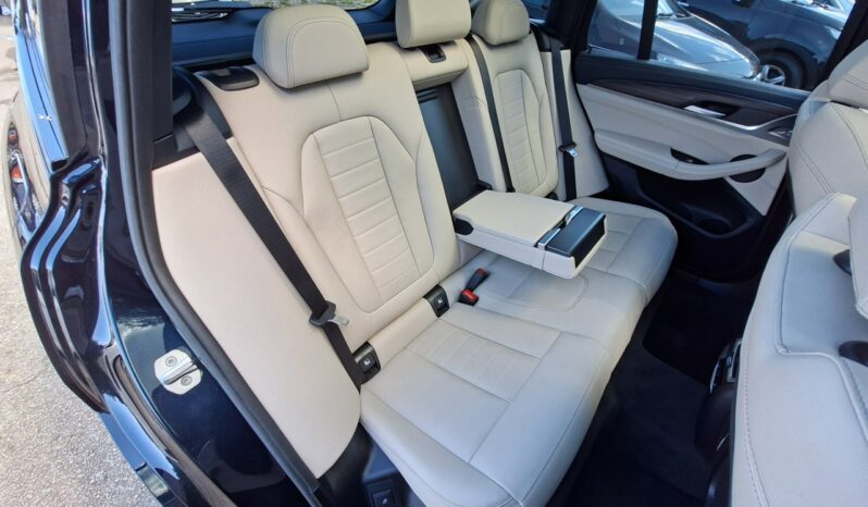 BMW iX3 | RWD (tył) | Automatyczna | 286 KM | Czarny full
