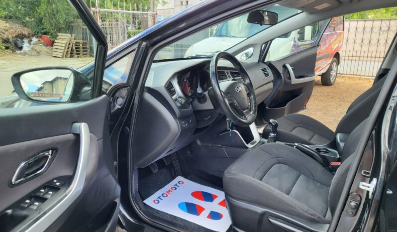 KIA Ceed  | FWD (przód) | Manualna | 100 KM | Czarny full