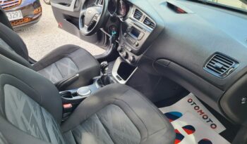 Kia Ceed | FWD (przód) | Manualna | 100 KM | Czarny full