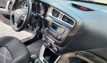 Kia Ceed | FWD (przód) | Manualna | 100 KM | Czarny full