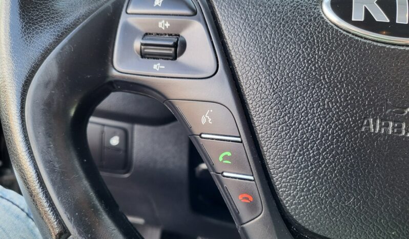 Kia Ceed | FWD (przód) | Manualna | 100 KM | Czarny full