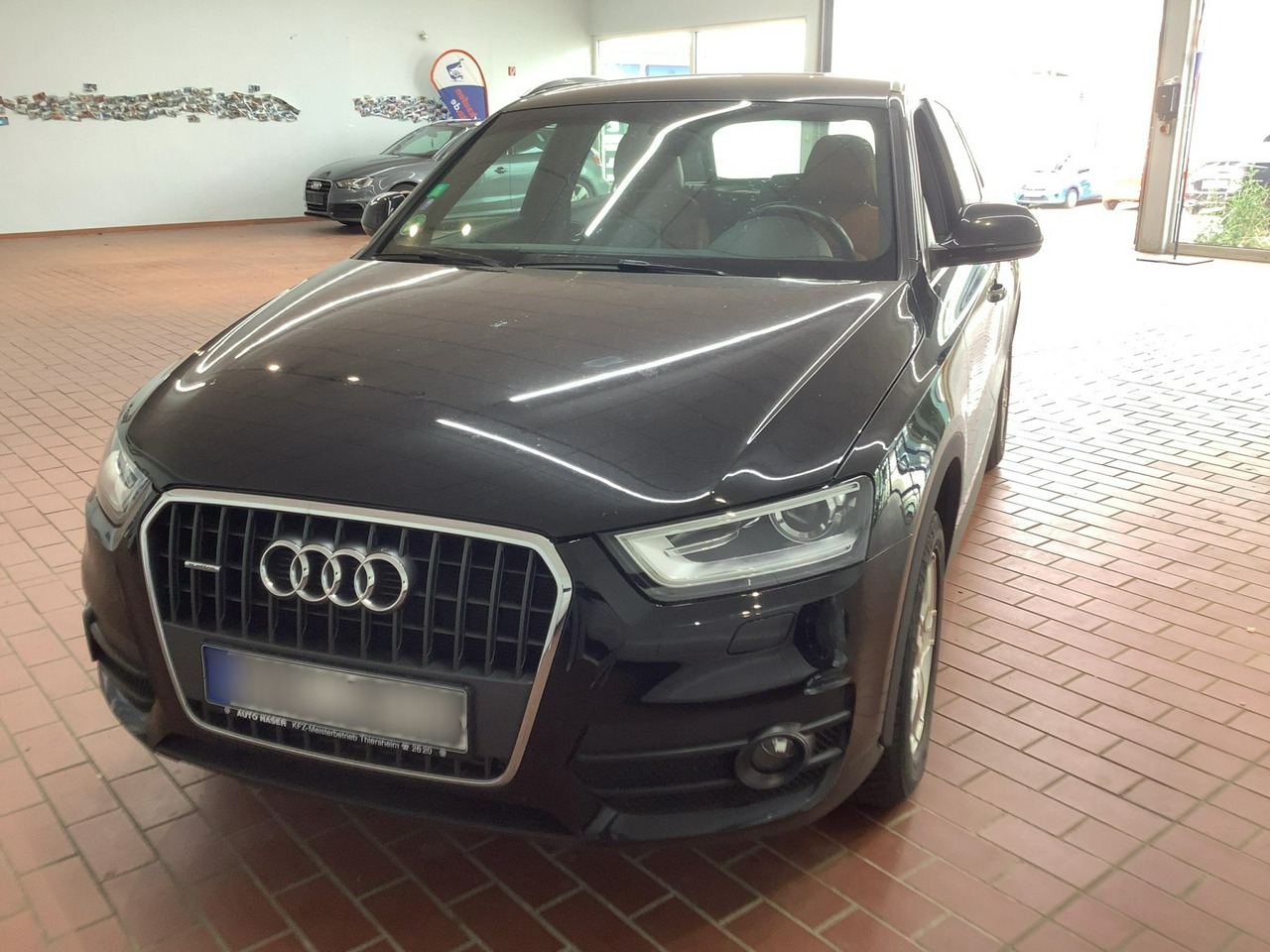 Audi Q3 | 4X4 (Doł. Automatycznie) | Manualna | 170 Km | Czarny