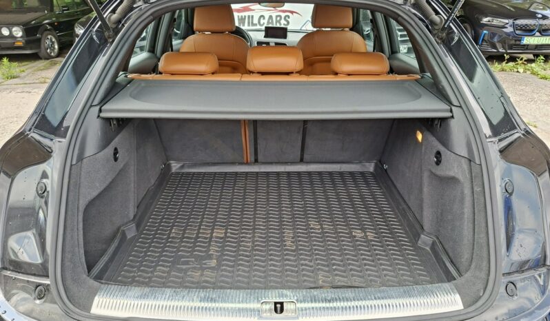 Audi Q3 | 4×4 (doł. automatycznie) | Manualna | 170 KM | Czarny full