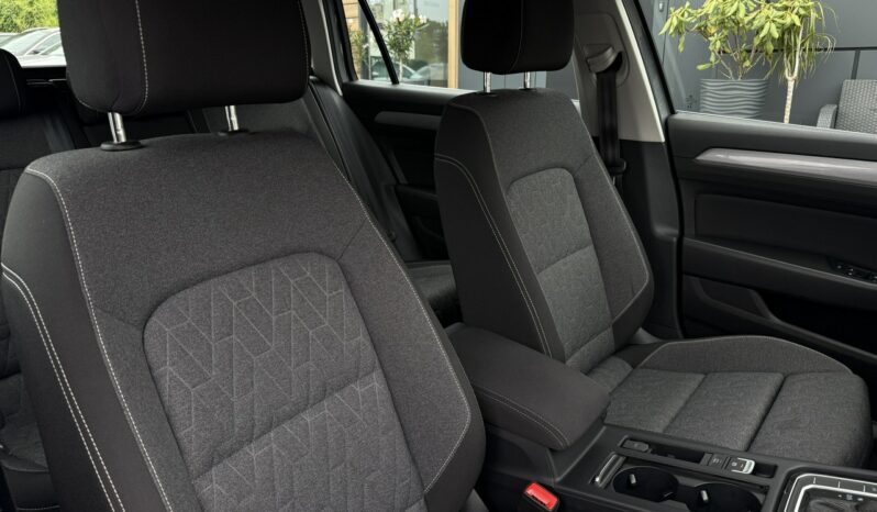 Volkswagen Passat | FWD (przód) | Automatyczna | 150 KM | Szary full