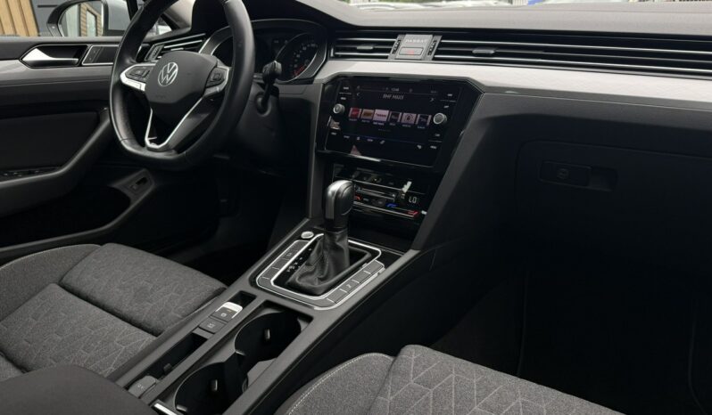 Volkswagen Passat | FWD (przód) | Automatyczna | 150 KM | Szary full