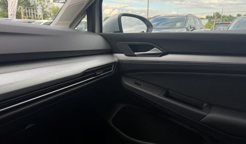 Volkswagen Golf | FWD (przód) | Automatyczna | 150 KM | Srebrny full