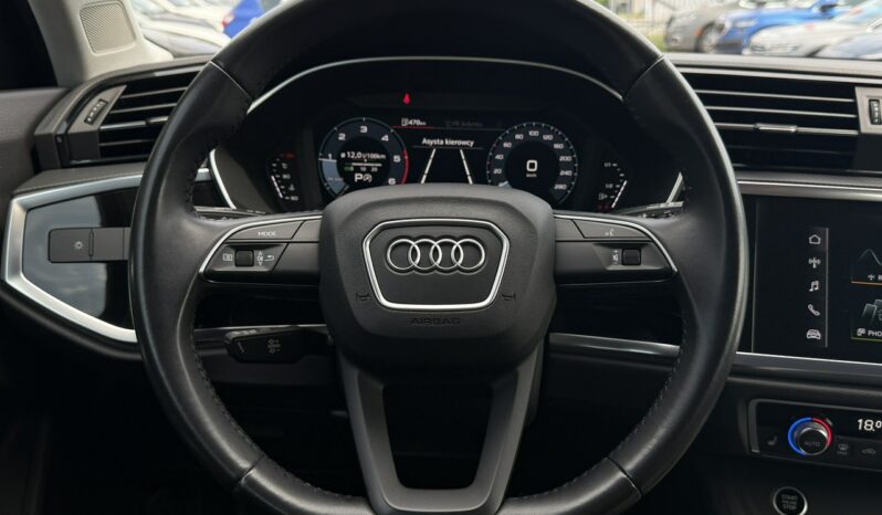 Audi Q3 | FWD (przód) | Automatyczna | 150 KM | Czarny full