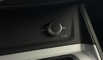 Audi Q3 | FWD (przód) | Automatyczna | 150 KM | Czarny full