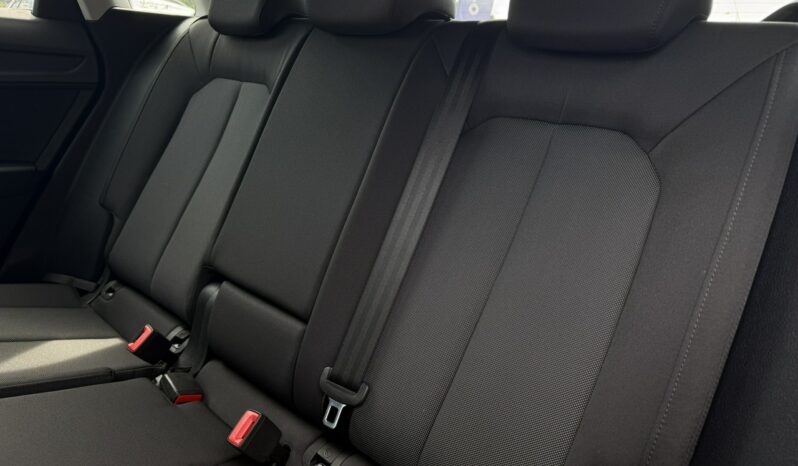 Audi Q3 | FWD (przód) | Automatyczna | 150 KM | Czarny full