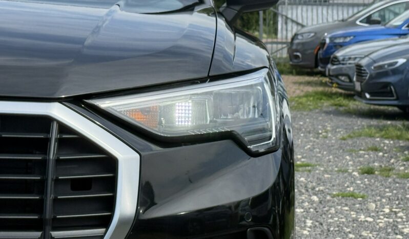 Audi Q3 | FWD (przód) | Automatyczna | 150 KM | Czarny full