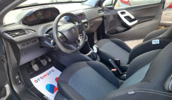 Peugeot 208 | FWD (przód) | Manualna | 68 KM | Szary full
