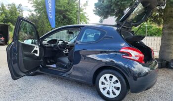 Peugeot 208 | FWD (przód) | Manualna | 68 KM | Szary full