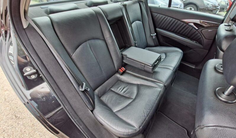 Mercedes-Benz Klasa E | RWD (tył) | Automatyczna | 170 KM | Czarny full