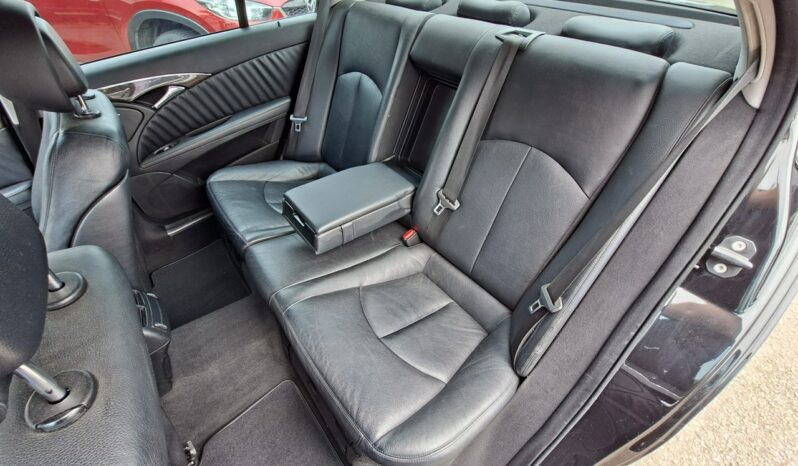 Mercedes-Benz Klasa E | RWD (tył) | Automatyczna | 170 KM | Czarny full