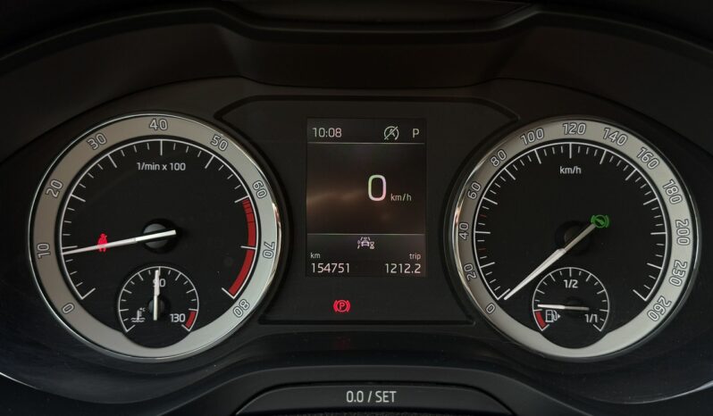 Skoda Karoq | FWD (przód) | Automatyczna | 150 KM | Biały full