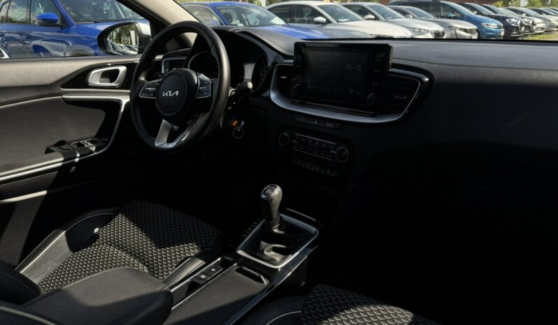 Kia Ceed | FWD (przód) | Manualna | 160 KM | Szary full